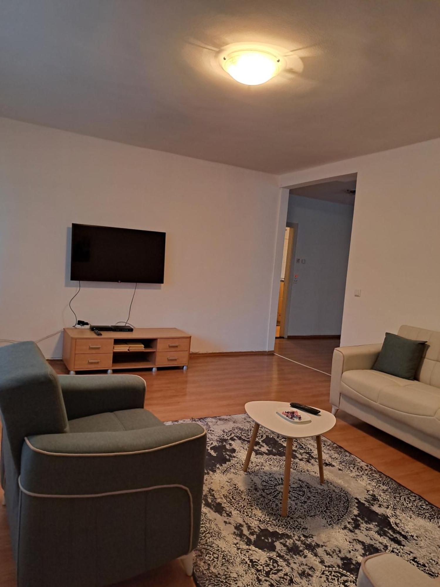 Apartman Aya Rejana ซาราเยโว ภายนอก รูปภาพ